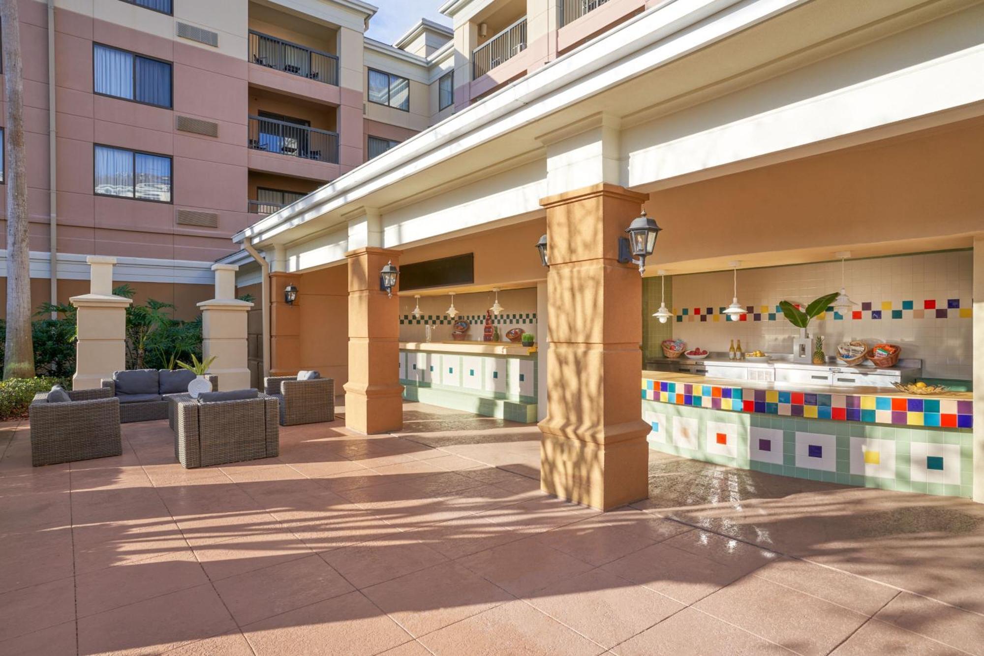 Courtyard By Marriott Orlando Lake Buena Vista In The Marriott Village Екстериор снимка