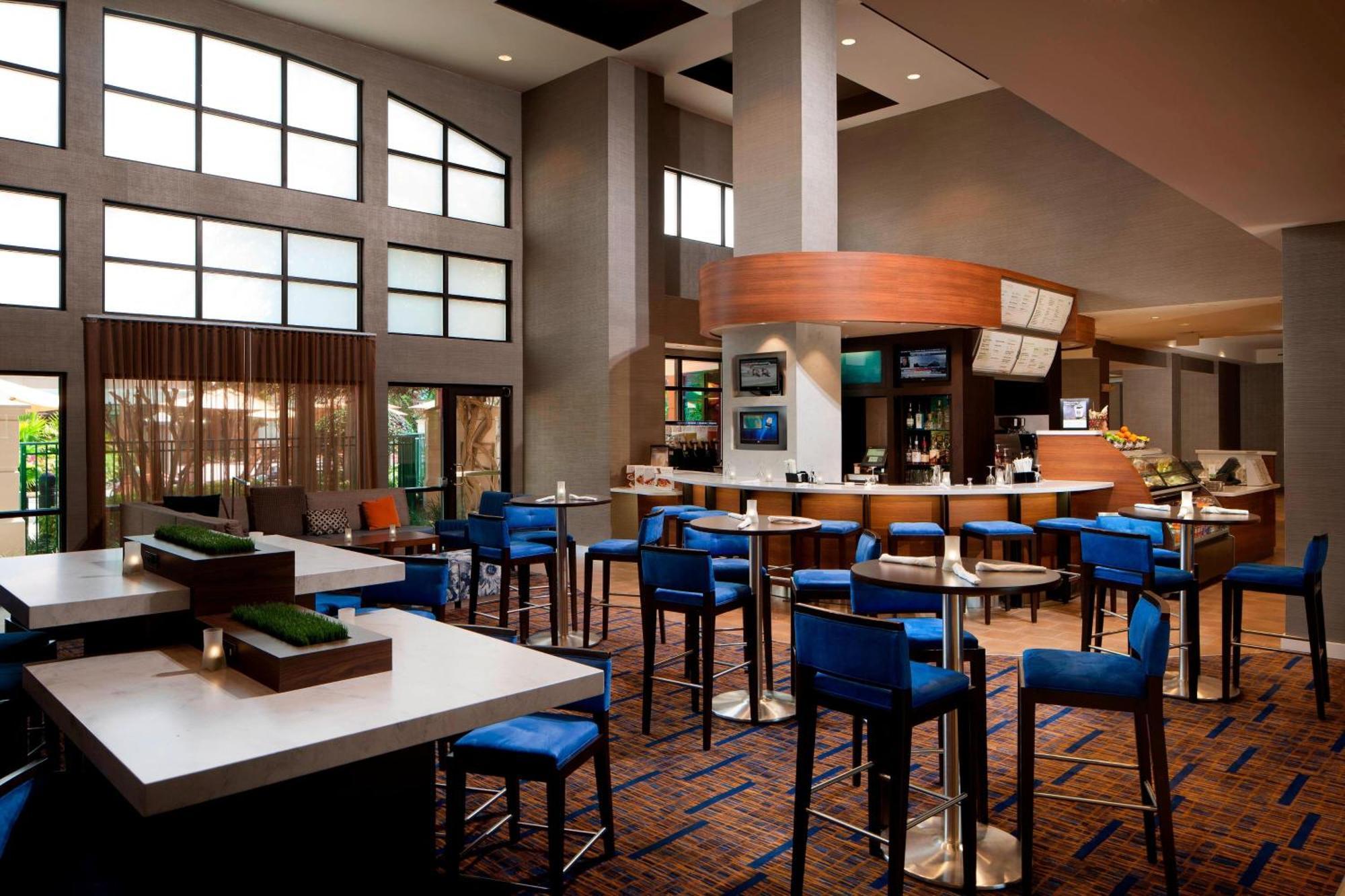 Courtyard By Marriott Orlando Lake Buena Vista In The Marriott Village Екстериор снимка
