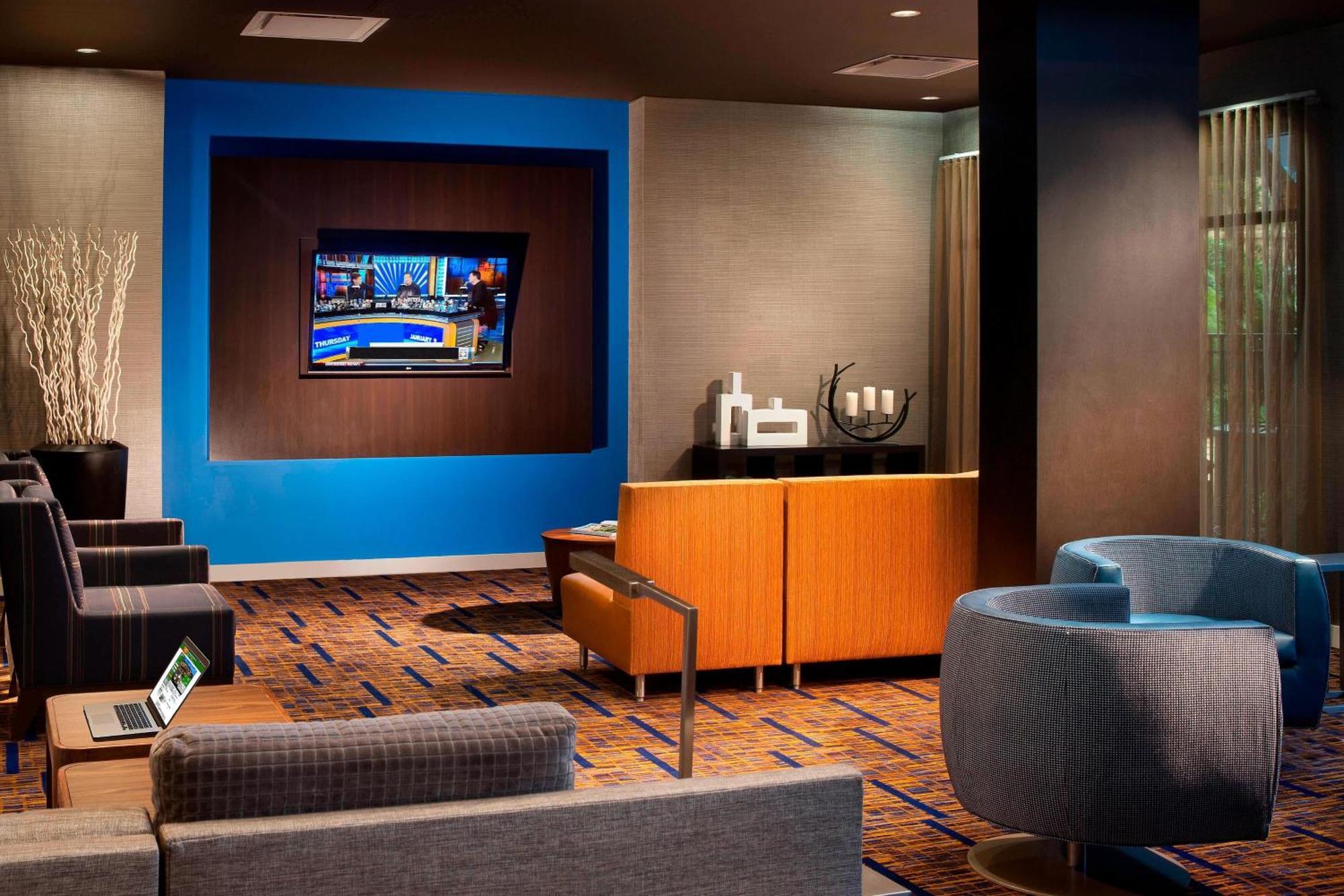 Courtyard By Marriott Orlando Lake Buena Vista In The Marriott Village Екстериор снимка