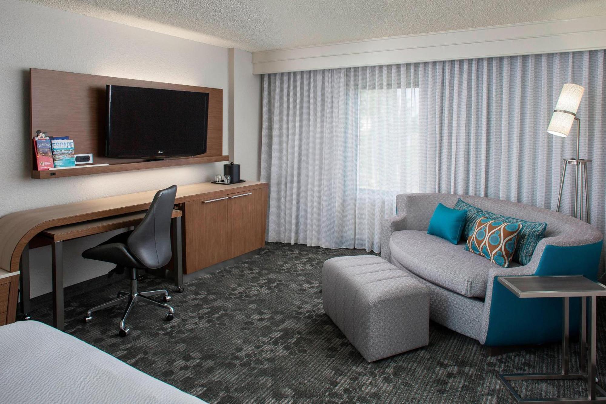 Courtyard By Marriott Orlando Lake Buena Vista In The Marriott Village Екстериор снимка
