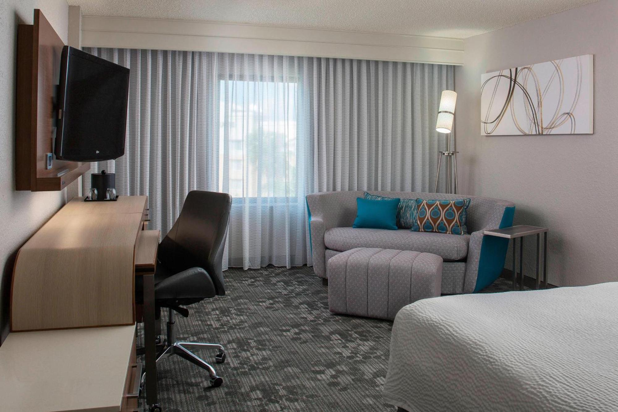 Courtyard By Marriott Orlando Lake Buena Vista In The Marriott Village Екстериор снимка