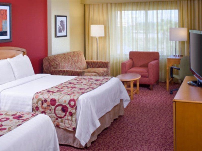 Courtyard By Marriott Orlando Lake Buena Vista In The Marriott Village Стая снимка